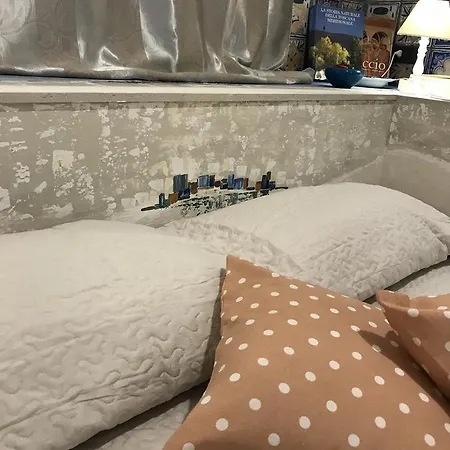 La Mansardina فندق مبيت وإفطار *