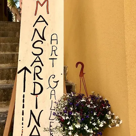 Bed & Breakfast La Mansardina